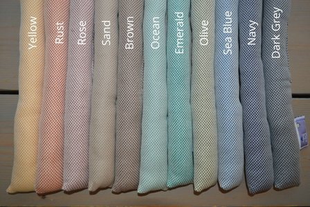 Neck roll in color of your choice