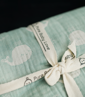 Swaddle XL - jade green - whale